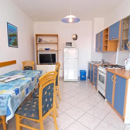 Silvana 1183 Apartment *